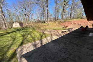 105 Colegate Woods Dr, Marietta, OH 45750 - Photo 5