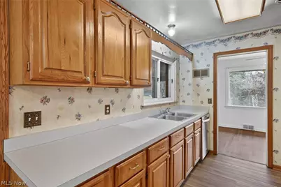 856 E Highland Avenue, Wooster, OH 44691 - Photo 7