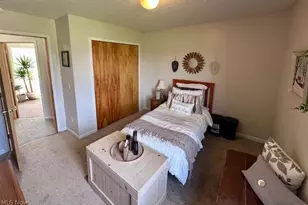 8742 Henderson Rd, Diamond, OH 44412 - Photo 19