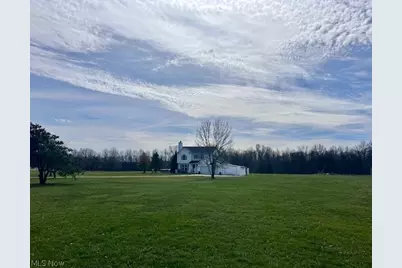 8742 Henderson Road, Diamond, OH 44412 - Photo 31