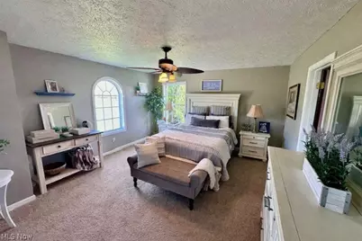 8742 Henderson Road, Diamond, OH 44412 - Photo 21