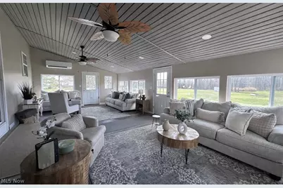 8742 Henderson Road, Diamond, OH 44412 - Photo 13