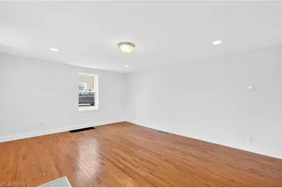 744 Wooster Street, Canal Fulton, OH 44614 - Photo 5