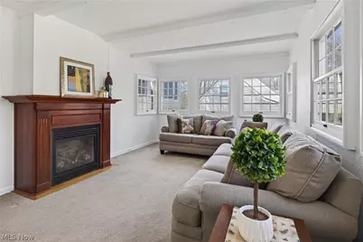 8253 Summit Drive, Chagrin Falls, OH 44023 - Photo 5