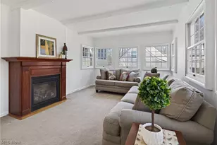 8253 Summit Dr, Chagrin Falls, OH 44023 - Photo 5