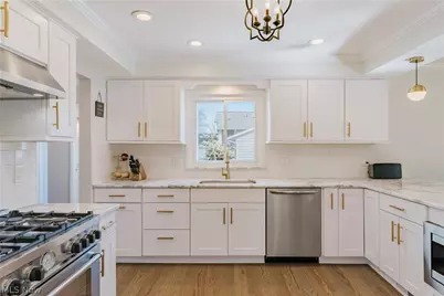 2711 Green Road, Huber Heights, OH 44122 - Photo 9