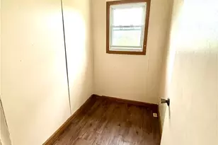 56 Pontiac Rd, Wellsburg, WV 26070 - Photo 13