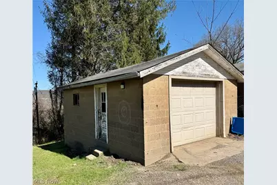 56 Pontiac Road, Wellsburg, WV 26070 - Photo 23