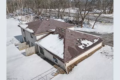 12445 Cleveland Avenue NW, Uniontown, OH 44685 - Photo 3