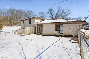 12445 Cleveland Ave NW, Uniontown, OH 44685 - Photo 35