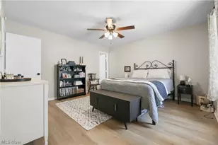 12445 Cleveland Ave NW, Uniontown, OH 44685 - Photo 23