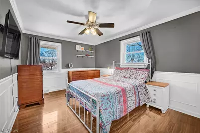 6487 Kingsdale Boulevard, Parma Heights, OH 44130 - Photo 5