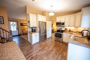 5799 Springwood Ct, Mentor on the Lake, OH 44060 - Photo 3