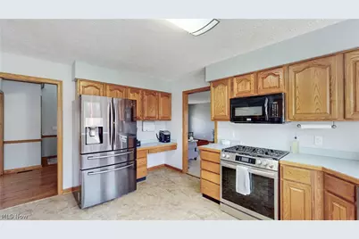 876 Jennifer Trail, Tallmadge, OH 44278 - Photo 11