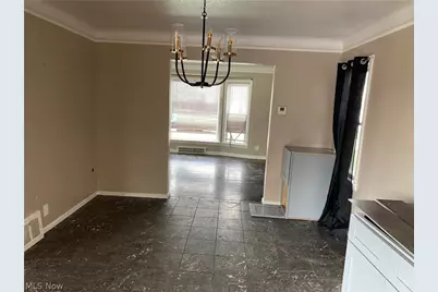 7101 Plainfield Avenue, Loveland, OH 44144 - Photo 7