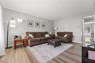 12447 Cleveland Ave NW, Uniontown, OH 44685 - Photo 5