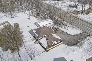 12447 Cleveland Ave NW, Uniontown, OH 44685 - Photo 41