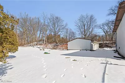 12447 Cleveland Avenue NW, Uniontown, OH 44685 - Photo 43