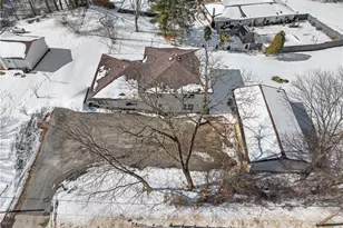 12447 Cleveland Ave NW, Uniontown, OH 44685 - Photo 37