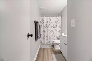 12447 Cleveland Ave NW, Uniontown, OH 44685 - Photo 33