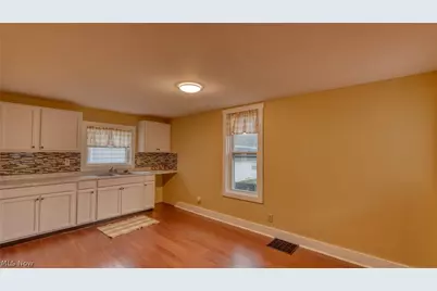 606 S 7th Street, Cambridge, OH 43725 - Photo 3