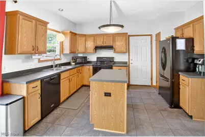 3412 Squires Bend, Cuyahoga Falls, OH 44223 - Photo 19