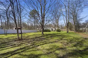 1517 Gottschall Rd, Stow, OH 44224 - Photo 9