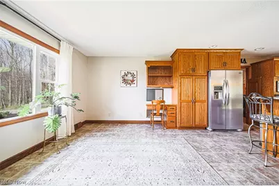 241 Monroe Street, Fredericksburg, OH 44627 - Photo 9