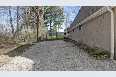 2684 Bern Drive, Millersburg, OH 44654 - Photo 37