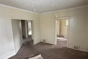 10001 Lamontier Ave, Loveland, OH 44104 - Photo 5