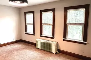 1715 Edgefield Rd, Lyndhurst, OH 44124 - Photo 11