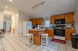 4619 Pearse Ave, Newburgh Heights, OH 44105 - Photo 37