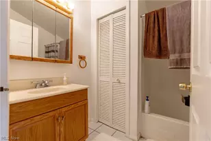 4619 Pearse Ave, Newburgh Heights, OH 44105 - Photo 31