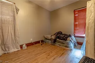 4619 Pearse Ave, Newburgh Heights, OH 44105 - Photo 3