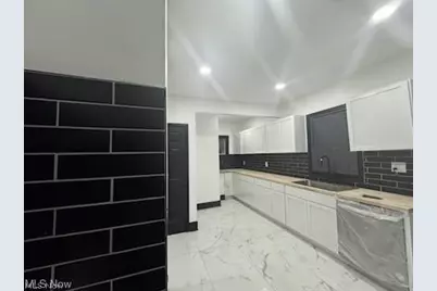 7728 Colgate Avenue, Loveland, OH 44102 - Photo 7