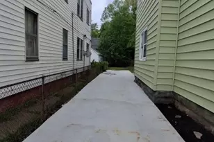 7728 Colgate Ave, Loveland, OH 44102 - Photo 5