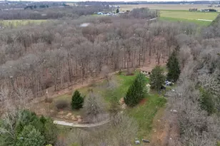 9918 Overton Rd, Burbank, OH 44214 - Photo 7
