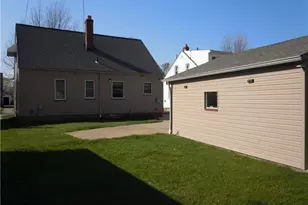 23896 Devoe Ave, Euclid, OH 44123 - Photo 11