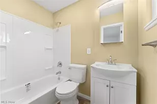 7070 Dogwood Ln, Mentor, OH 44060 - Photo 11