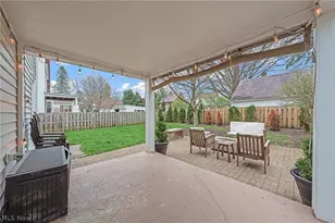 19477 Henry Rd, Fairview Park, OH 44126 - Photo 13