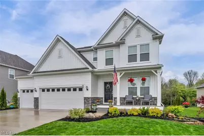180 Country Meadow Lane, Wadsworth, OH 44281 - Photo 3