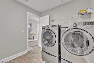 180 Country Meadow Lane, Wadsworth, OH 44281 - Photo 35