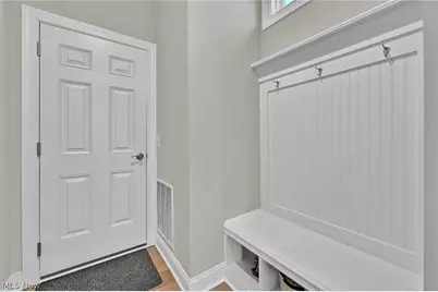 180 Country Meadow Lane, Wadsworth, OH 44281 - Photo 23