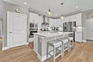 180 Country Mdw Ln, Wadsworth, OH 44281 - Photo 15