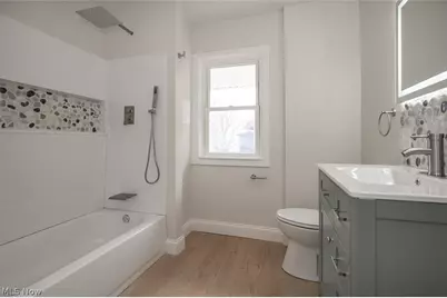 92 E Ido Avenue, Akron, OH 44301 - Photo 11