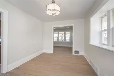 92 E Ido Avenue, Akron, OH 44301 - Photo 7