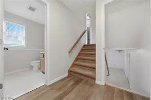 2382 Mt Pleasant St NE, Canton, OH 44721 - Photo 23