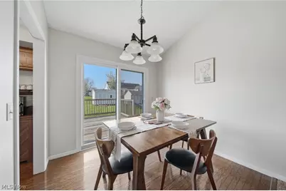 2382 Mount Pleasant Street NE, Canton, OH 44721 - Photo 9