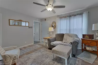 415 N Glenellen Avenue, Youngstown, OH 44509 - Photo 5