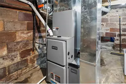 1101 Princehorn Avenue NW, North Lawrence, OH 44669 - Photo 15